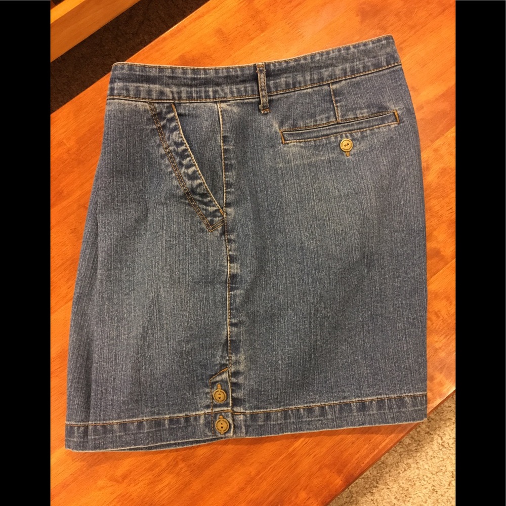 Gloria Vanderbilt Jean Shorts